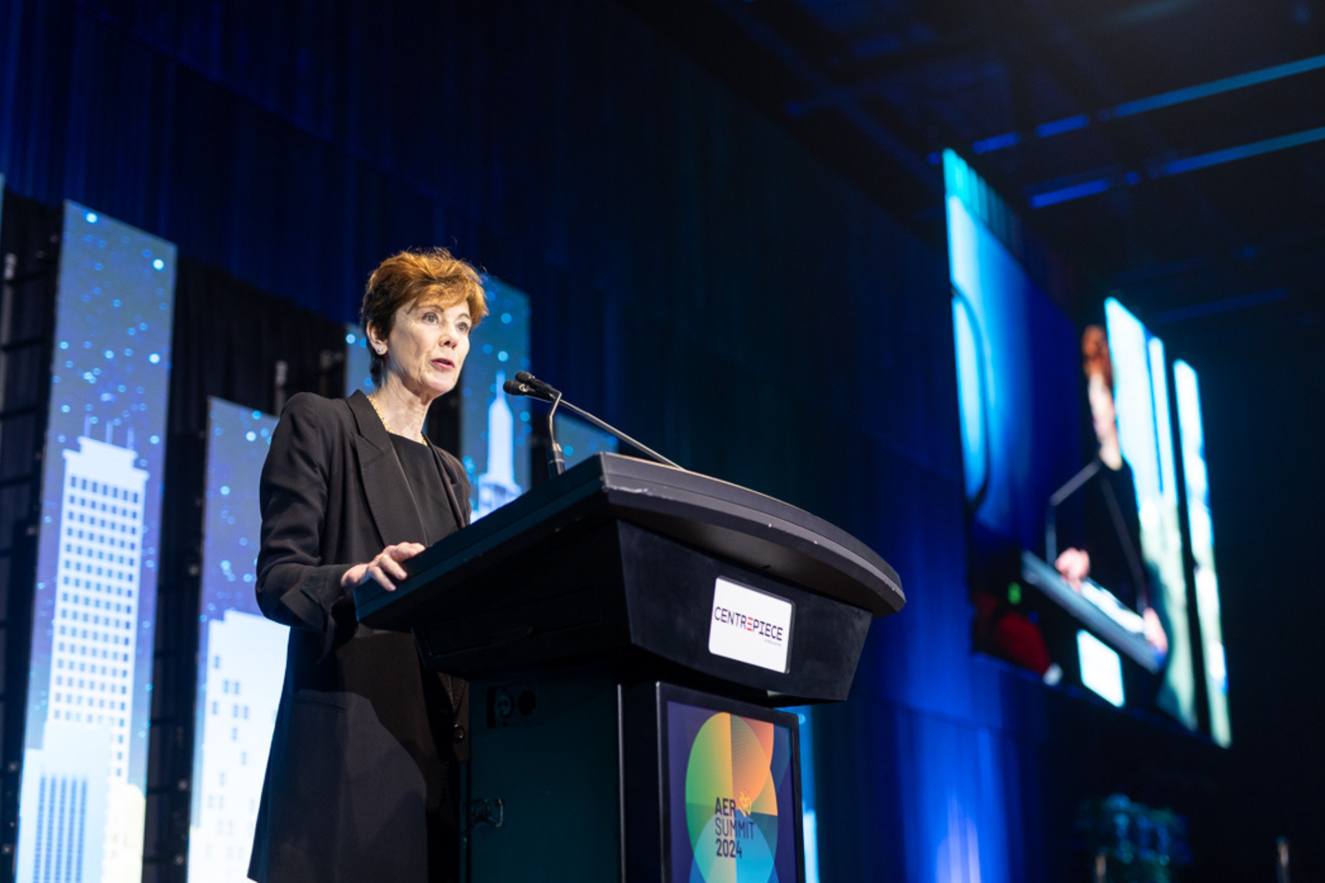 Jo Tyndall, Director, OECD Environment Directorate  Former Climate Change Ambassador, New Zealand Ministry of Foreign Affairs and Trade